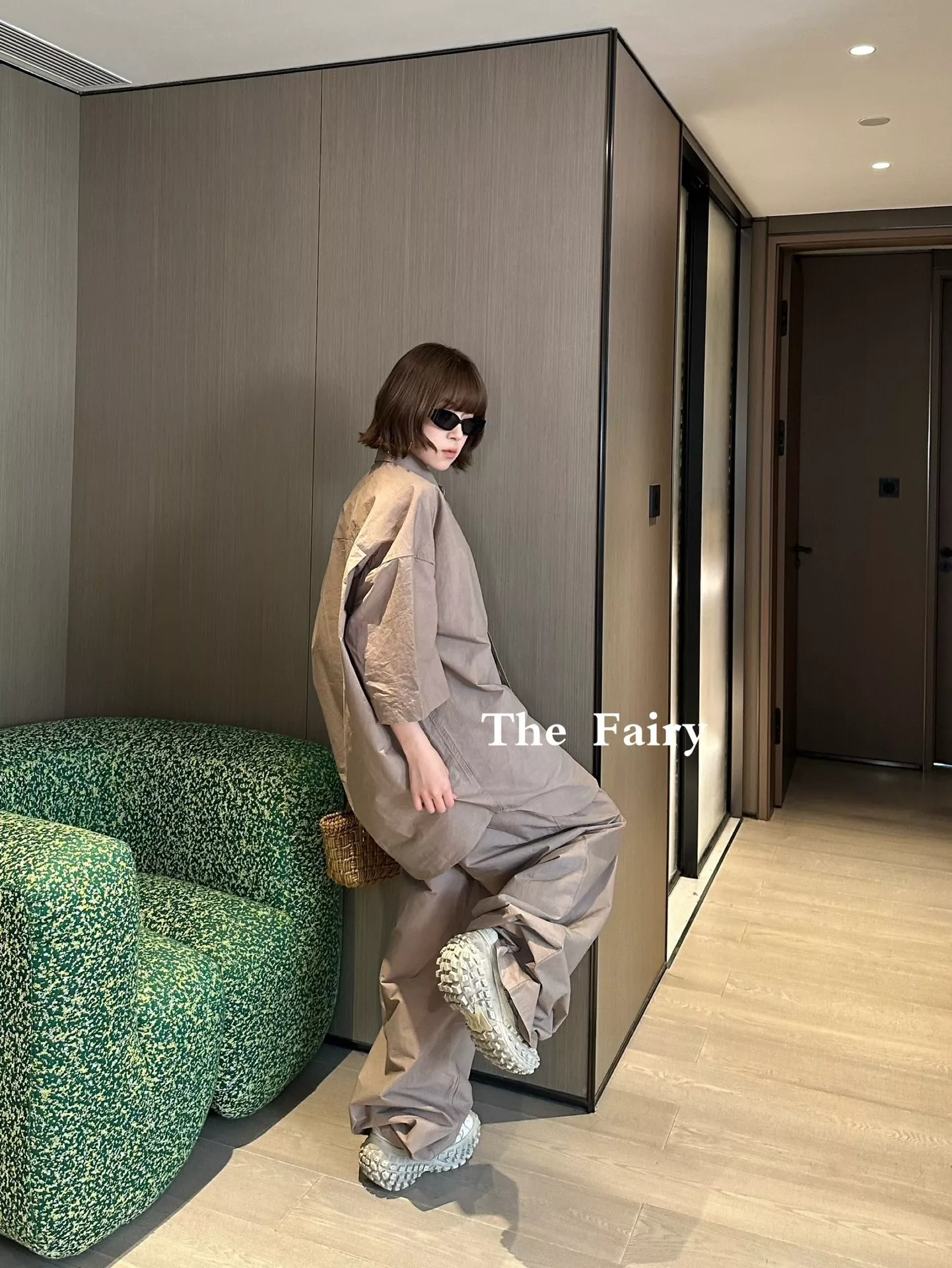 발렌시아가 로렐 클래식 오버핏 셔츠 팬츠 세트 상세 이미지 20