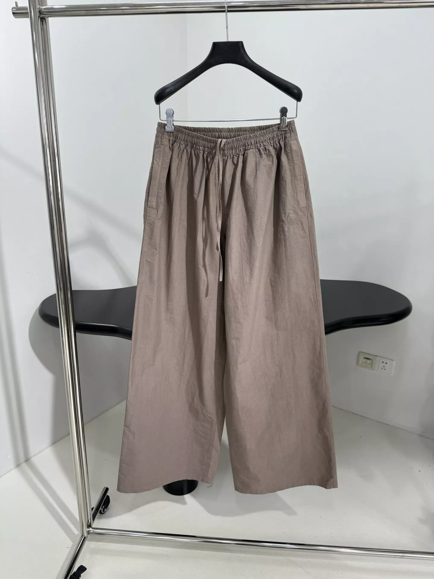 발렌시아가 로렐 클래식 오버핏 셔츠 팬츠 세트 상세 이미지 10