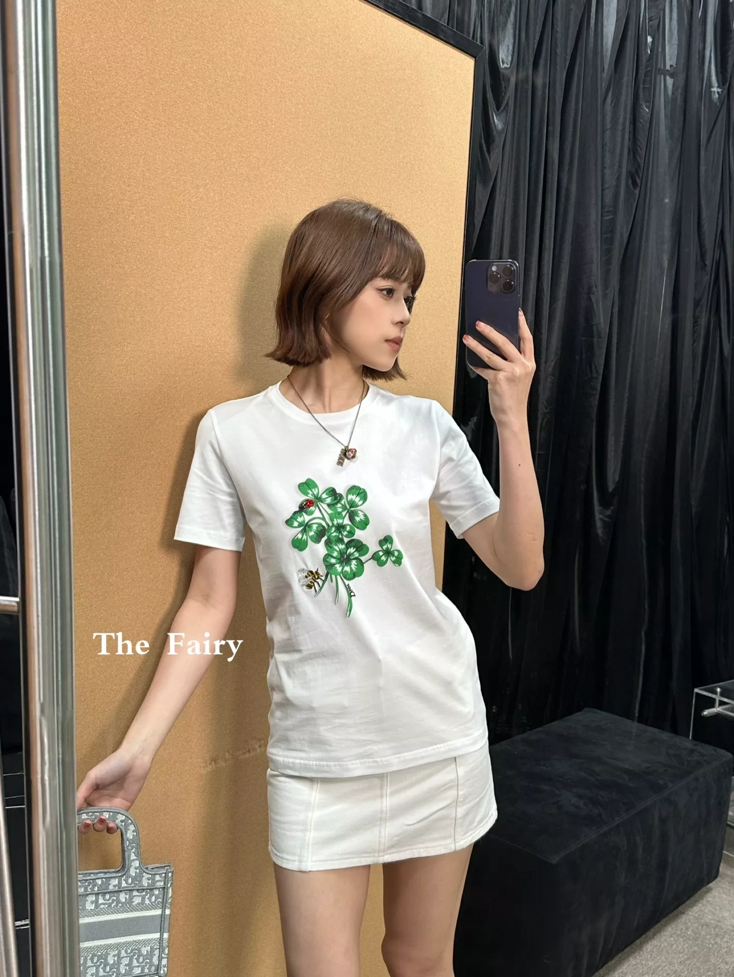 디올 클로버 레이디버그 프린트 티셔츠 상세 이미지 14