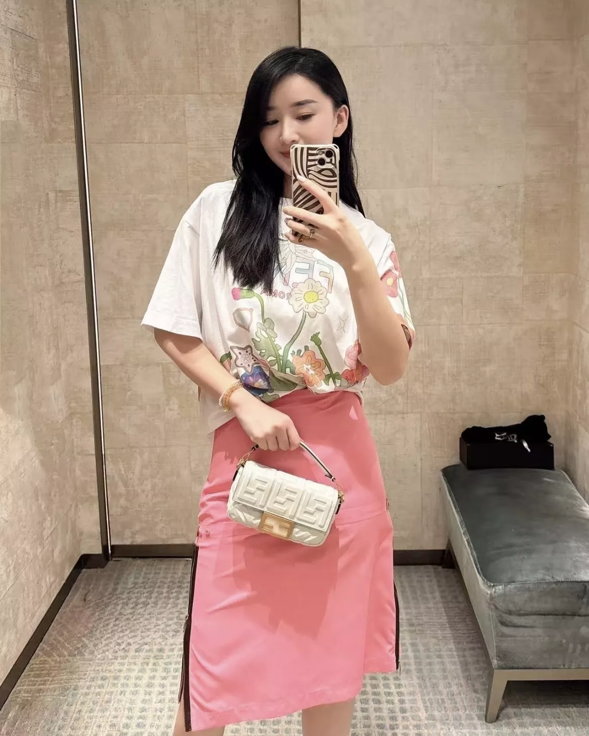 펜디 아야타카노 콜라보 플라워 프린트 티셔츠 상세 이미지 21