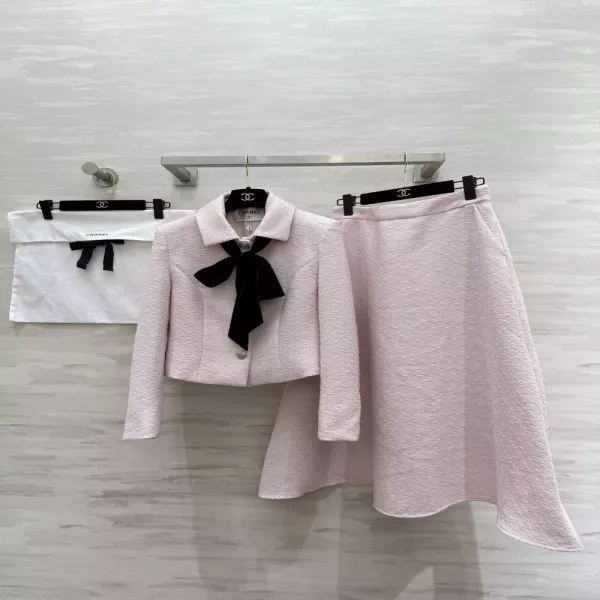 샤넬 리본 디테일 크롭 재킷 스커트 세트