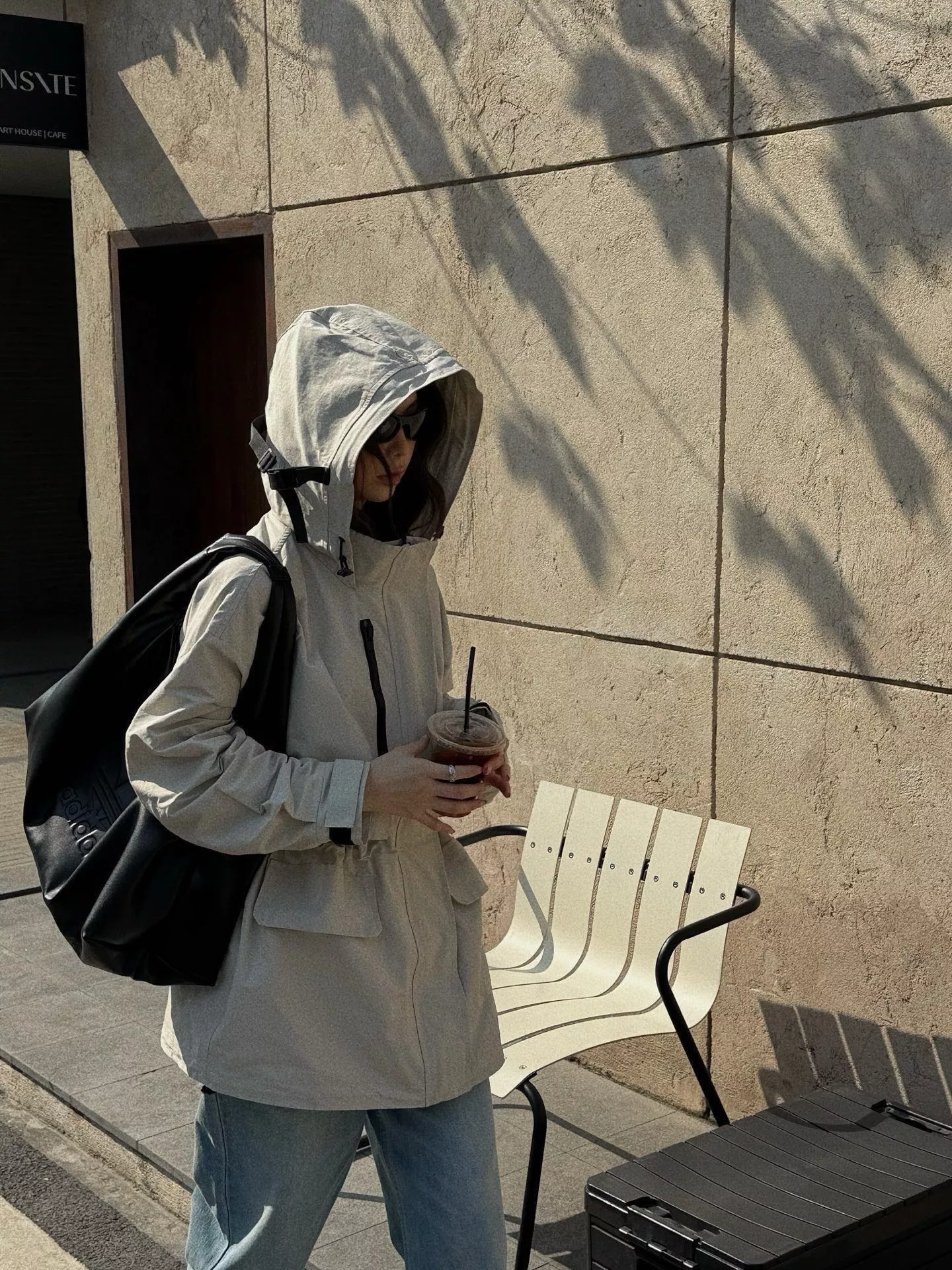 샤넬 후드 스트링 자수 아웃도어 재킷 상세 이미지 14