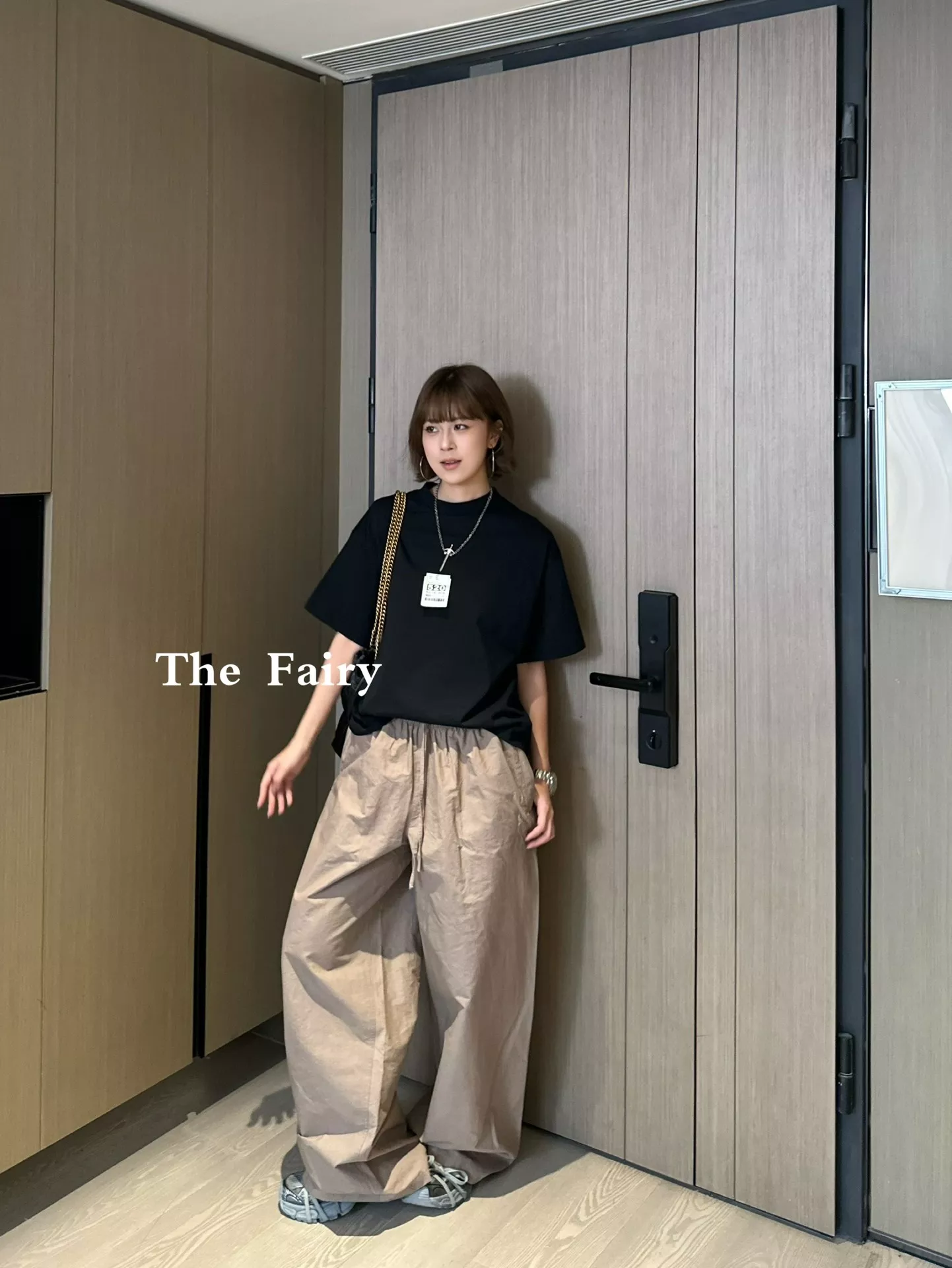 발렌시아가 로렐 클래식 자수 밴딩 팬츠 상세 이미지 10