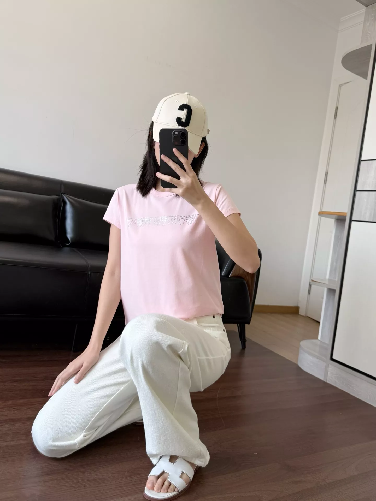 알렉산더왕 큐빅 로고 슬림 반소매 티셔츠 상세 이미지 33