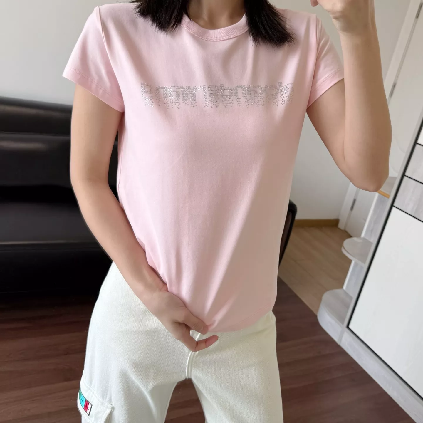 알렉산더왕 큐빅 로고 슬림 반소매 티셔츠 상세 이미지 29