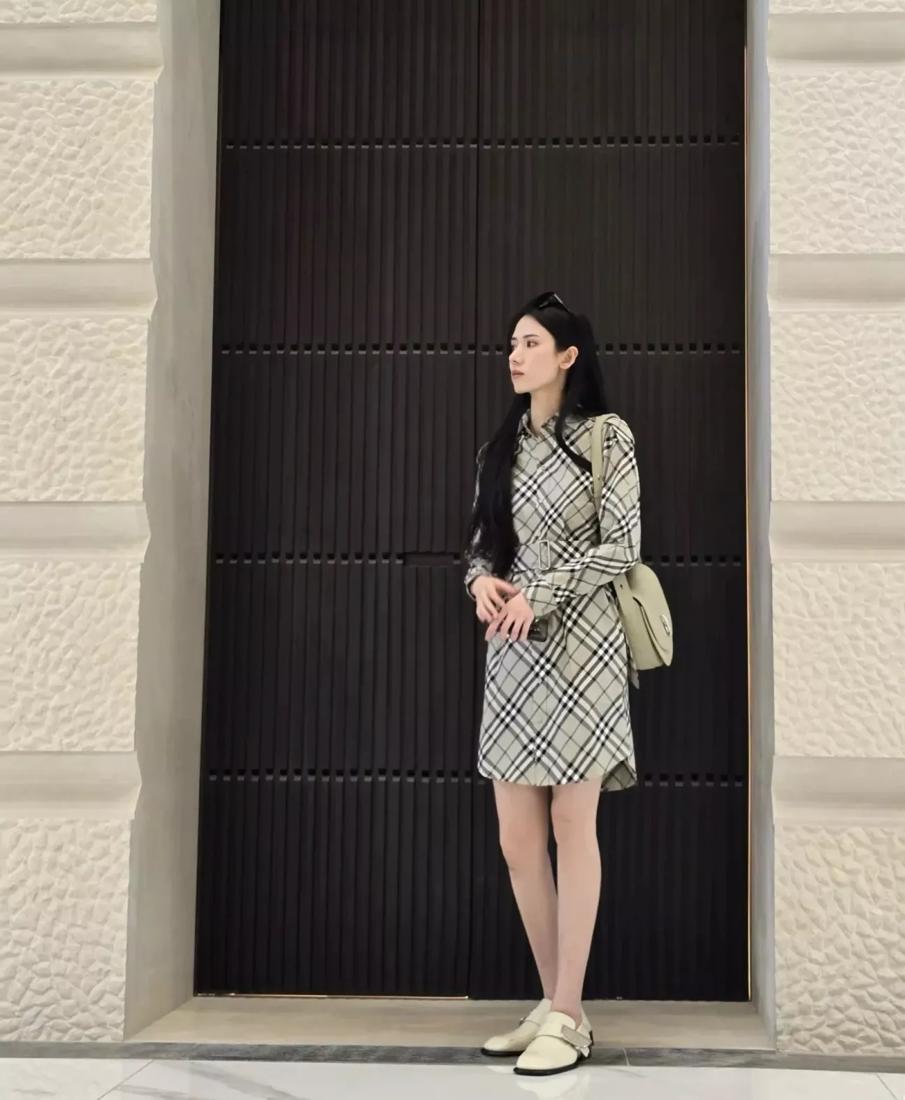 버버리 트렌치 스타일 체크 원피스 상세 이미지 51