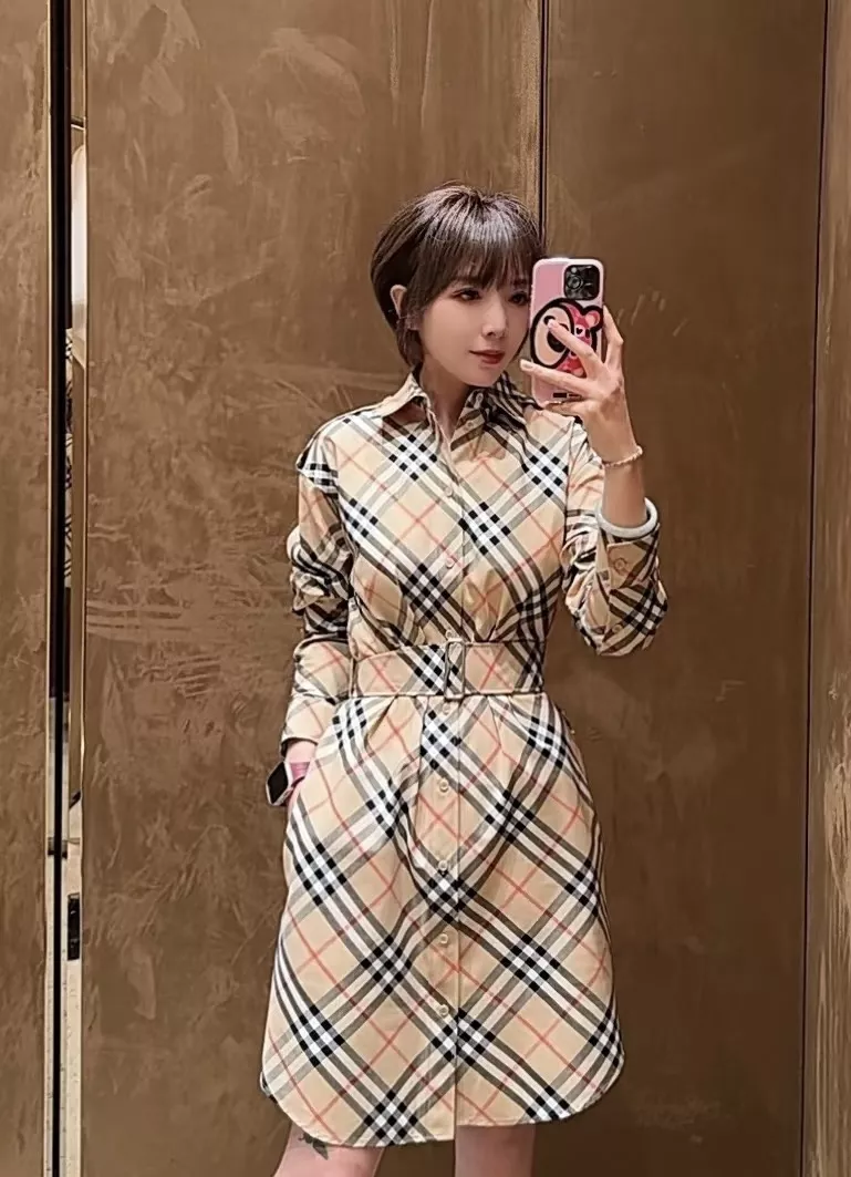 버버리 트렌치 스타일 체크 원피스 상세 이미지 18