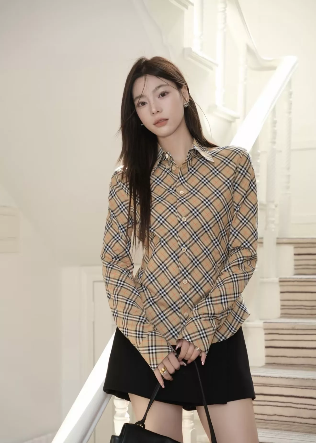 버버리 사선 체크 코튼 셔츠 상세 이미지 10