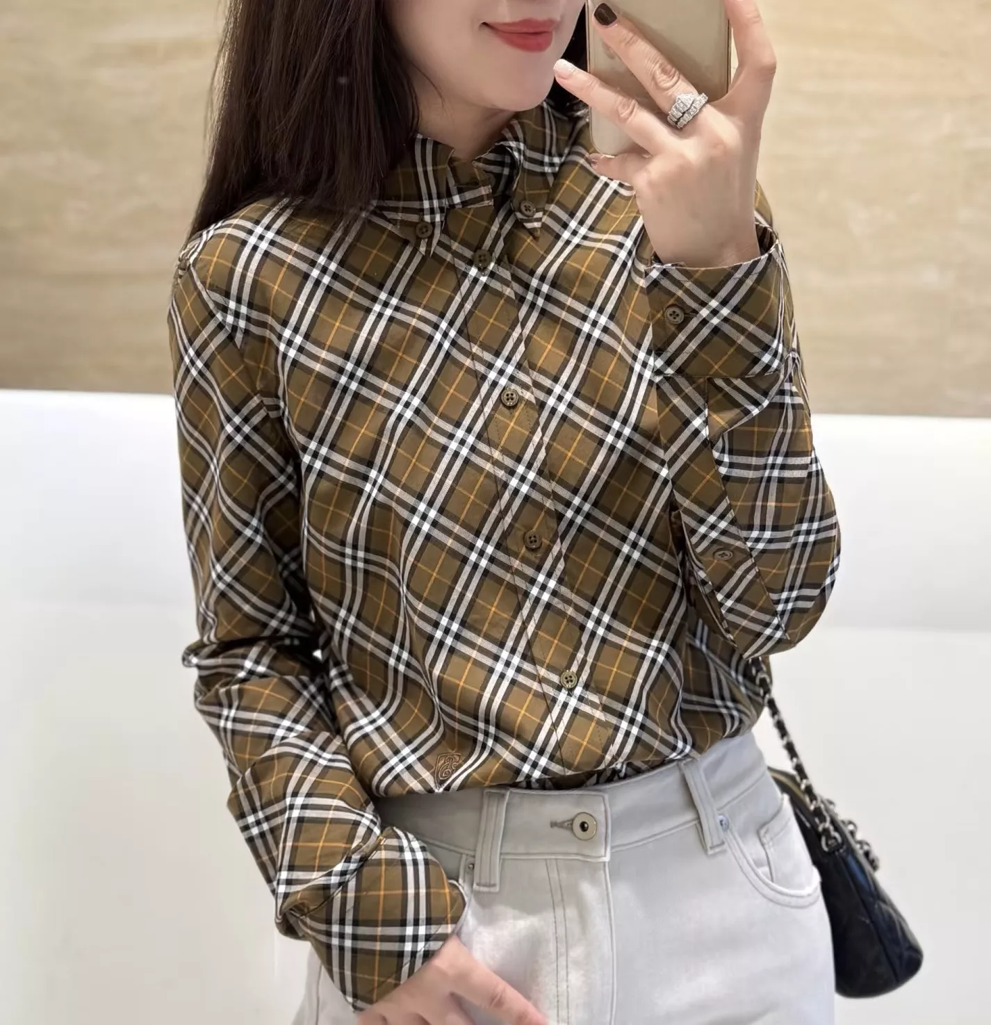 버버리 사선 체크 코튼 셔츠 상세 이미지 32