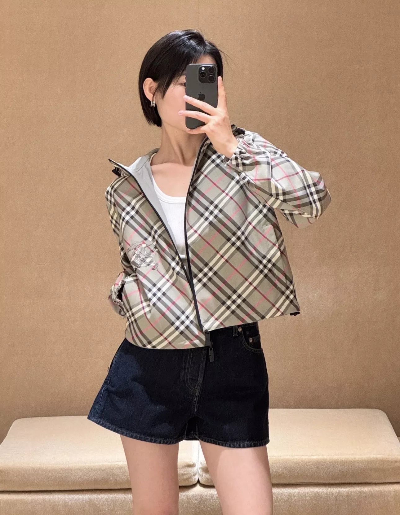 버버리 양면 후드 아우터 상세 이미지 12