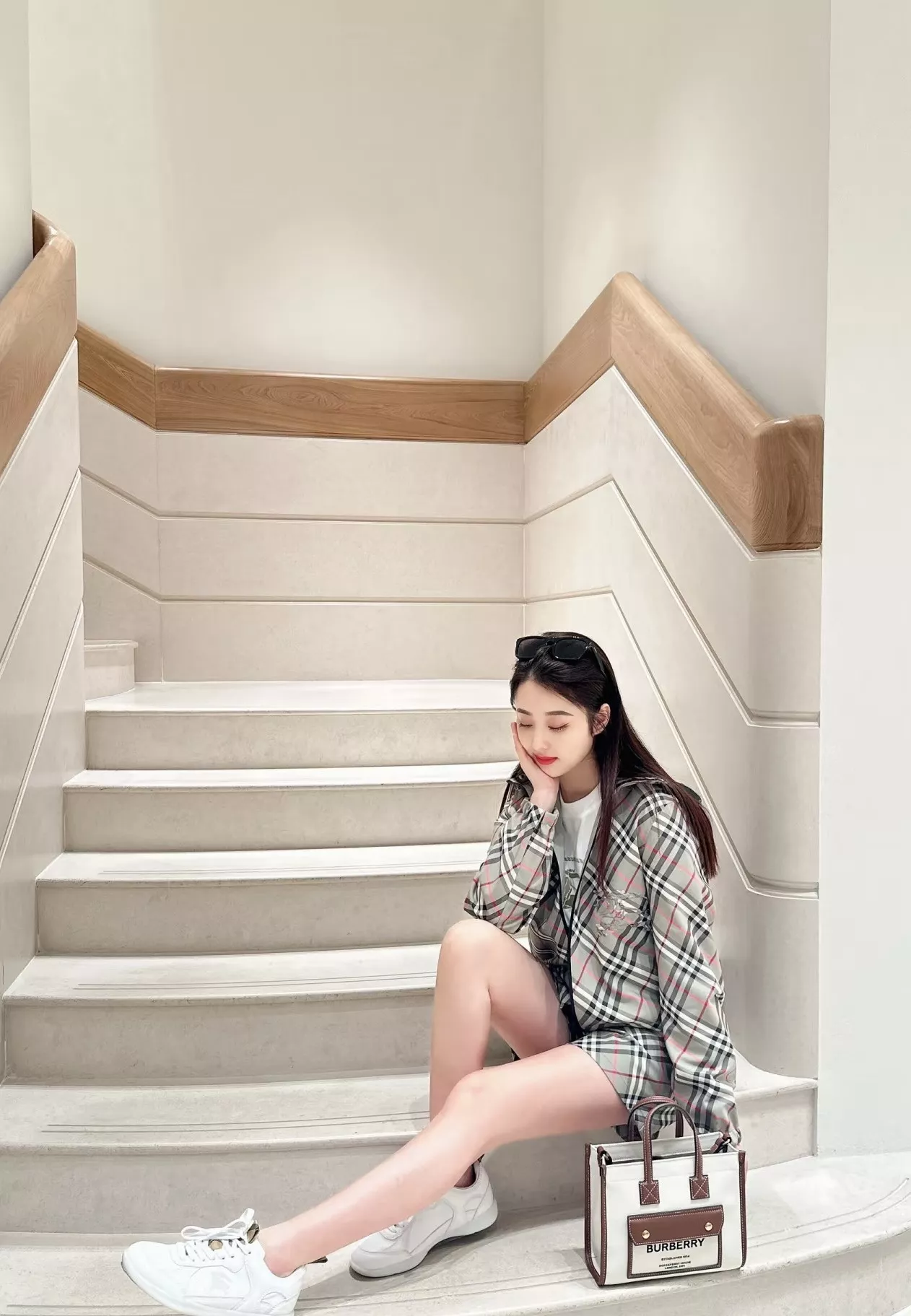 버버리 양면 후드 아우터 상세 이미지 18