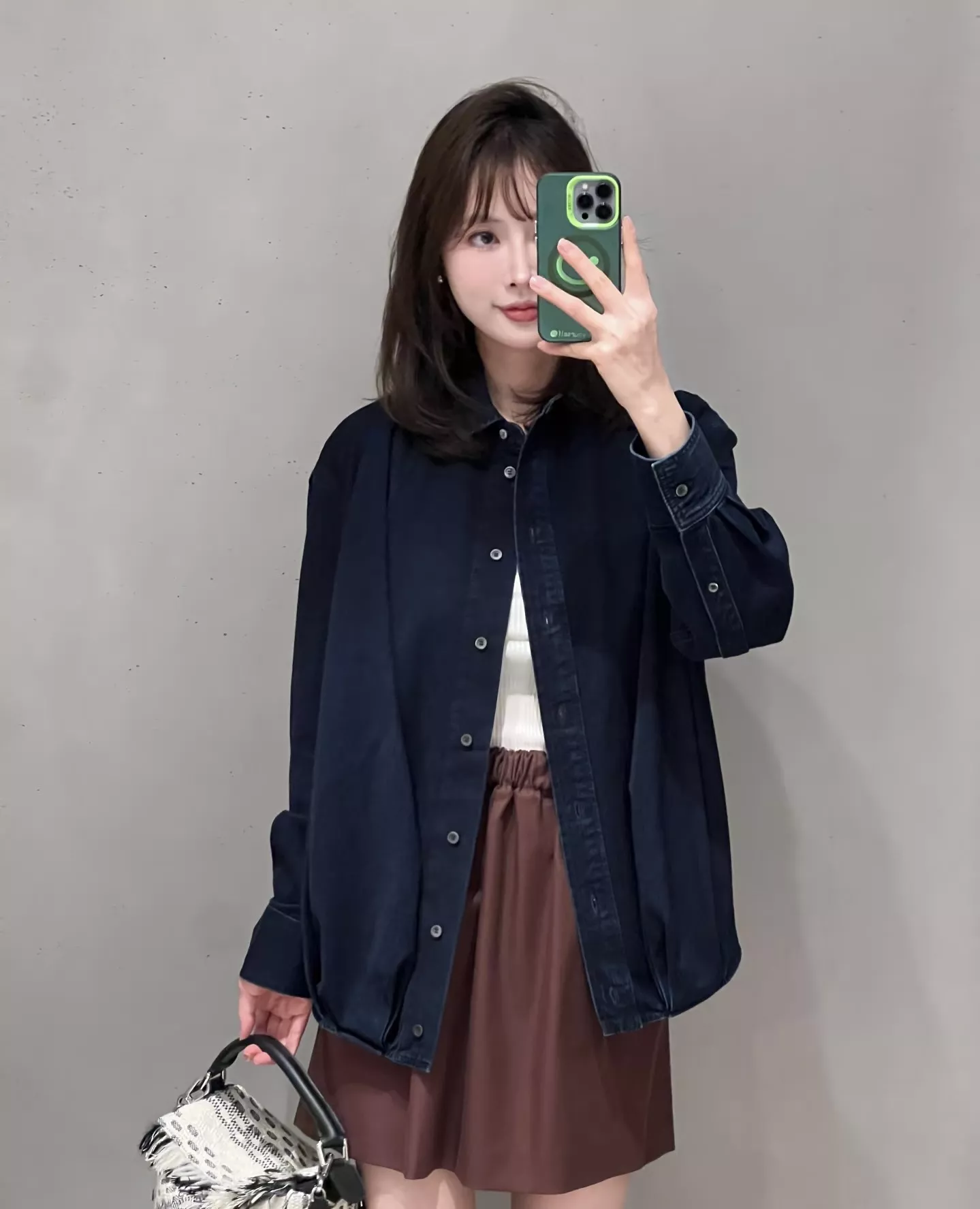 로에베 벌룬 실루엣 데님 셔츠 상세 이미지 17