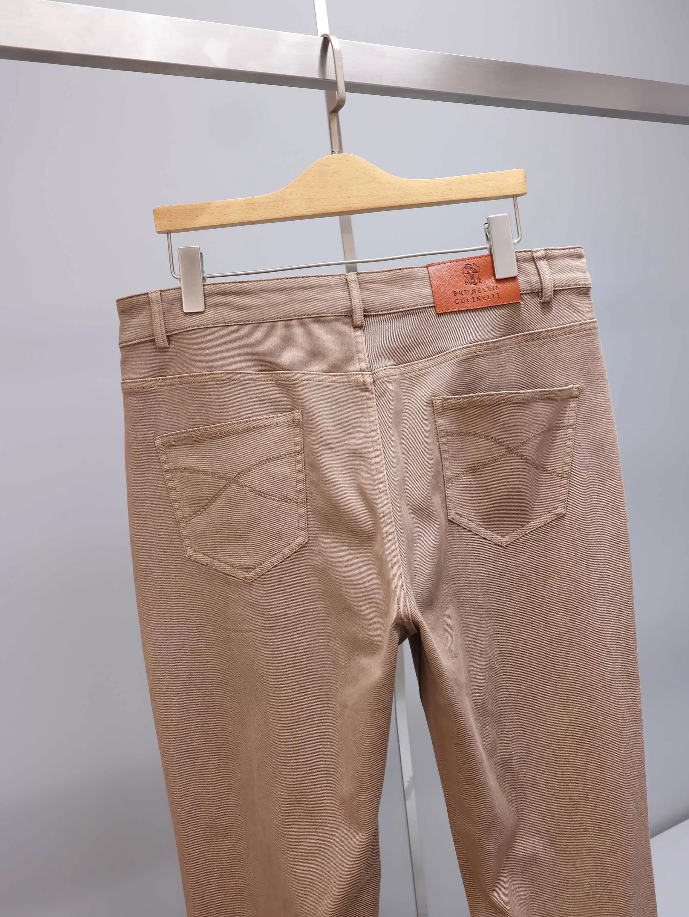 브루넬로쿠치넬리 남성 스트레이트 캐주얼 팬츠 상세 이미지 26