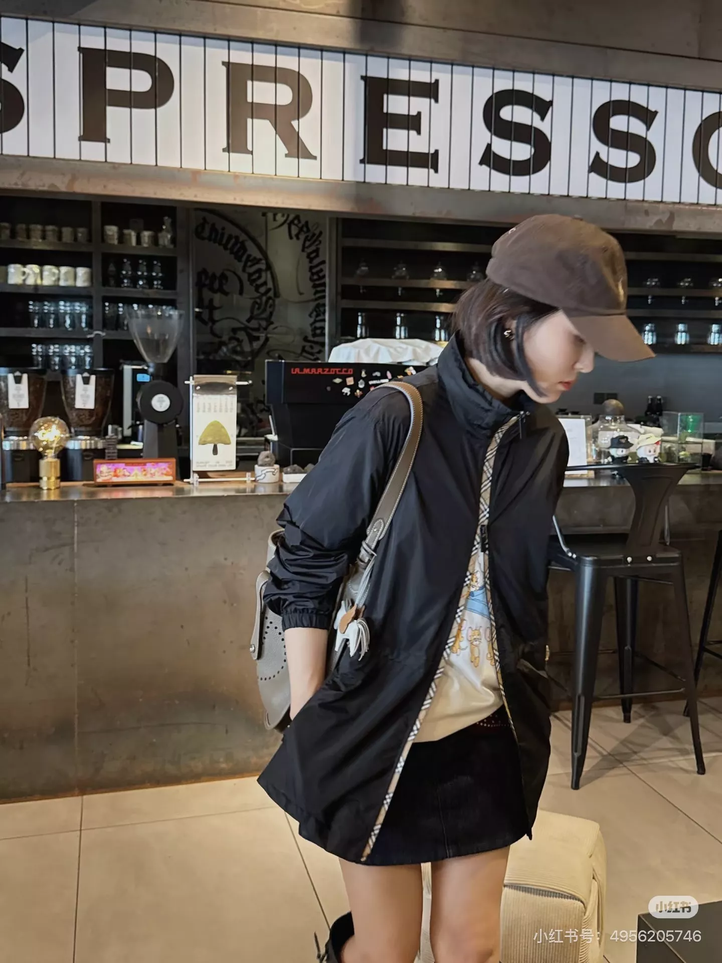 버버리 체크 안감 후드 윈드브레이커 상세 이미지 35