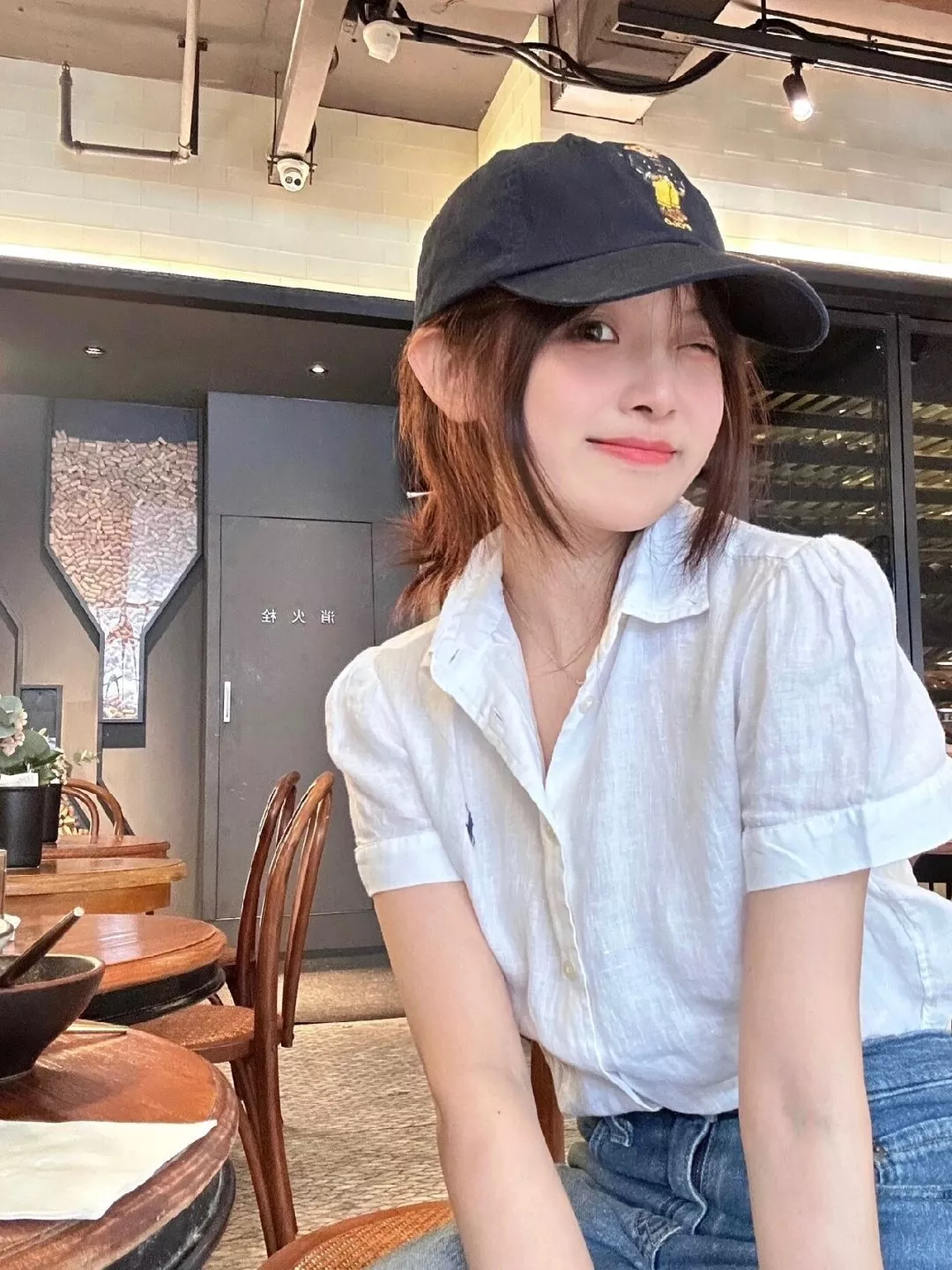 랄프로렌 여성 린넨 반소매 자수 셔츠 상세 이미지 66
