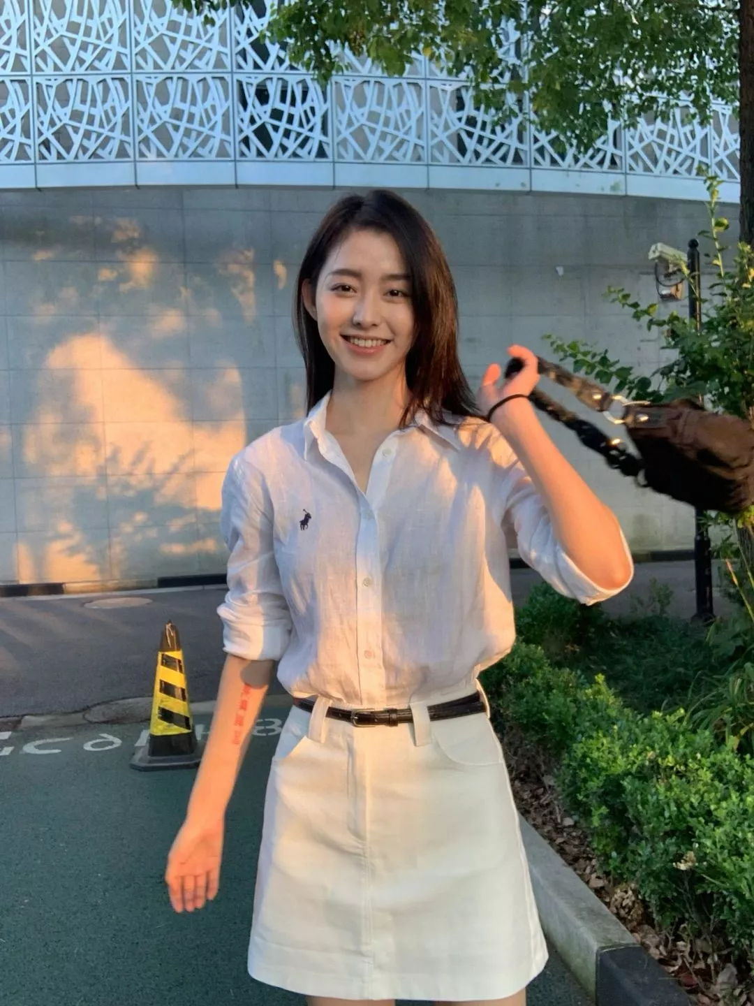 랄프로렌 여성 린넨 자수 로고 셔츠 상세 이미지 86