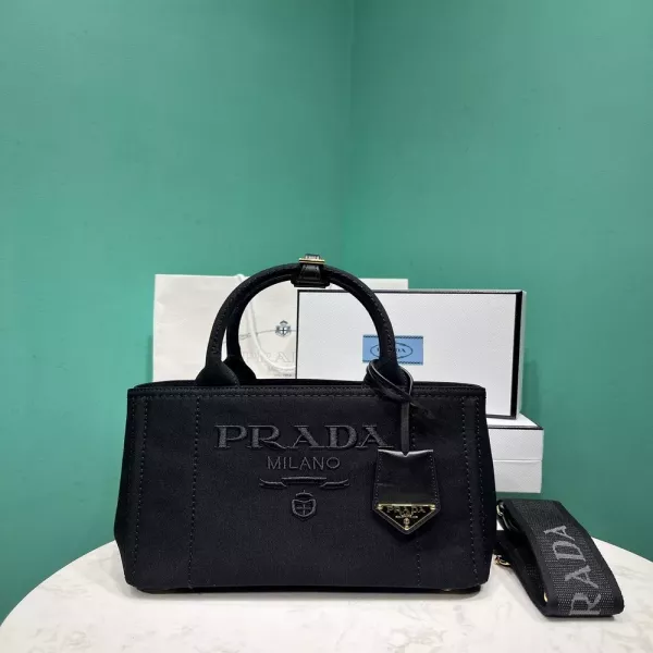 프라다 블랙 캔버스 가드너 핸드백