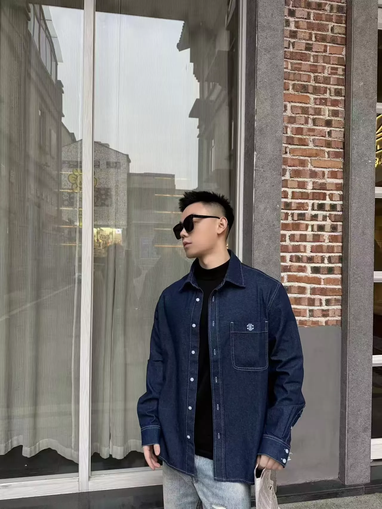 셀린느 로고 자수 데님 셔츠 상세 이미지 12