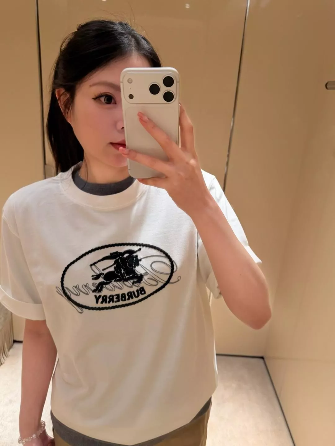 버버리 전마 로고 원형 프린트 반팔 티셔츠 상세 이미지 19