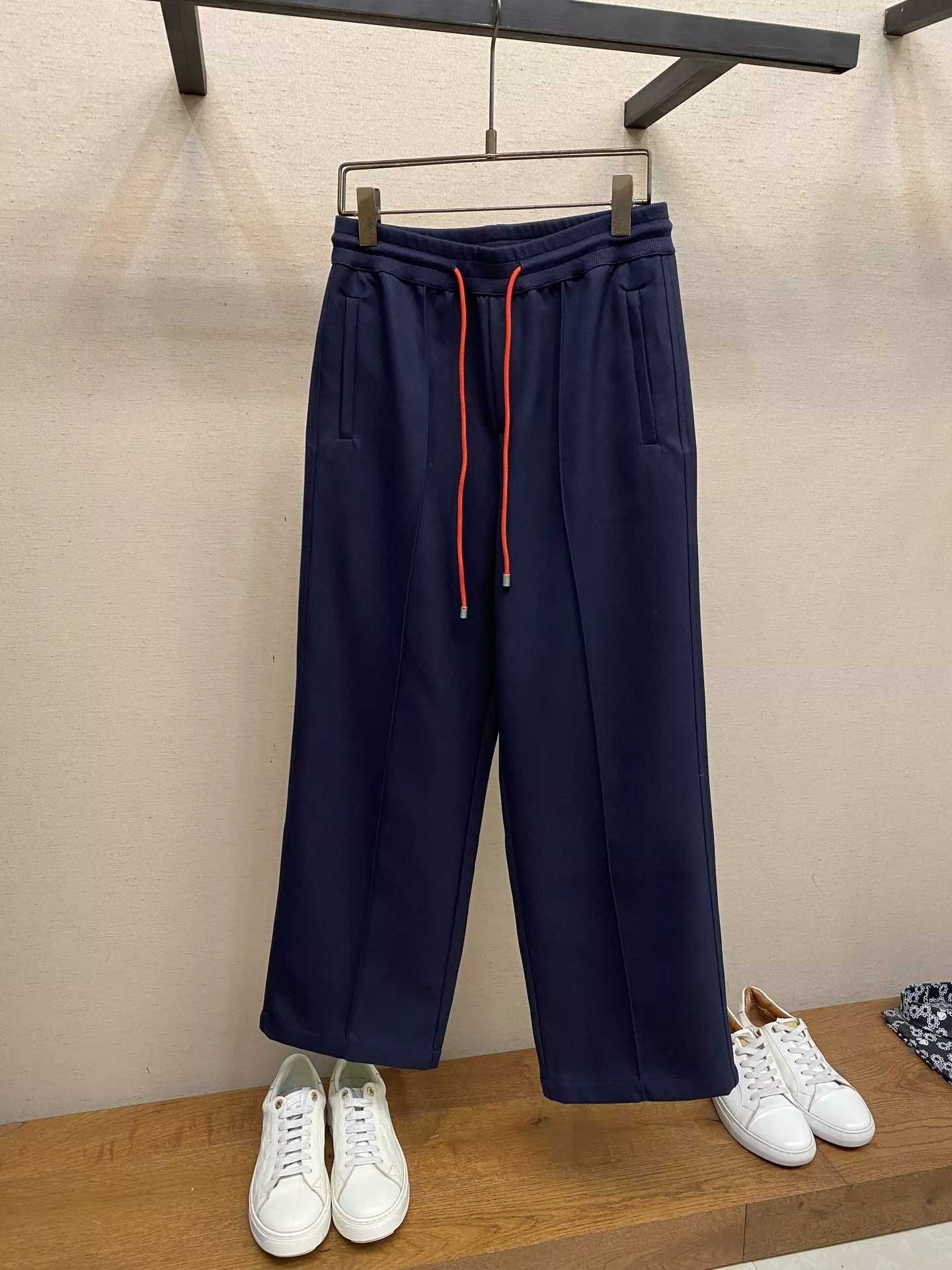 로에베 로고 자수 배색 스트레이트 팬츠 상세 이미지 1