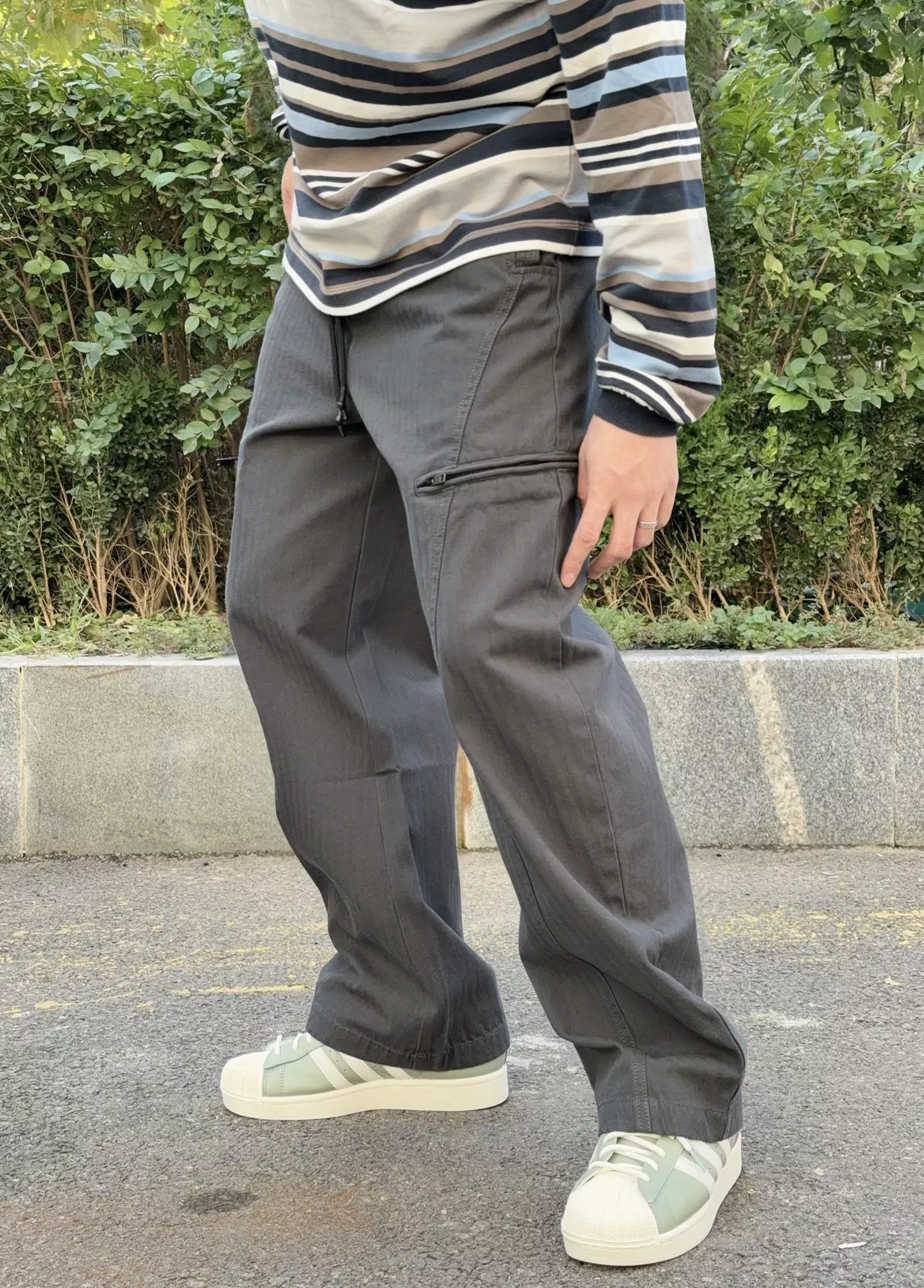 보테가베네타 멀티 포켓 밴딩 카고 팬츠 상세 이미지 14