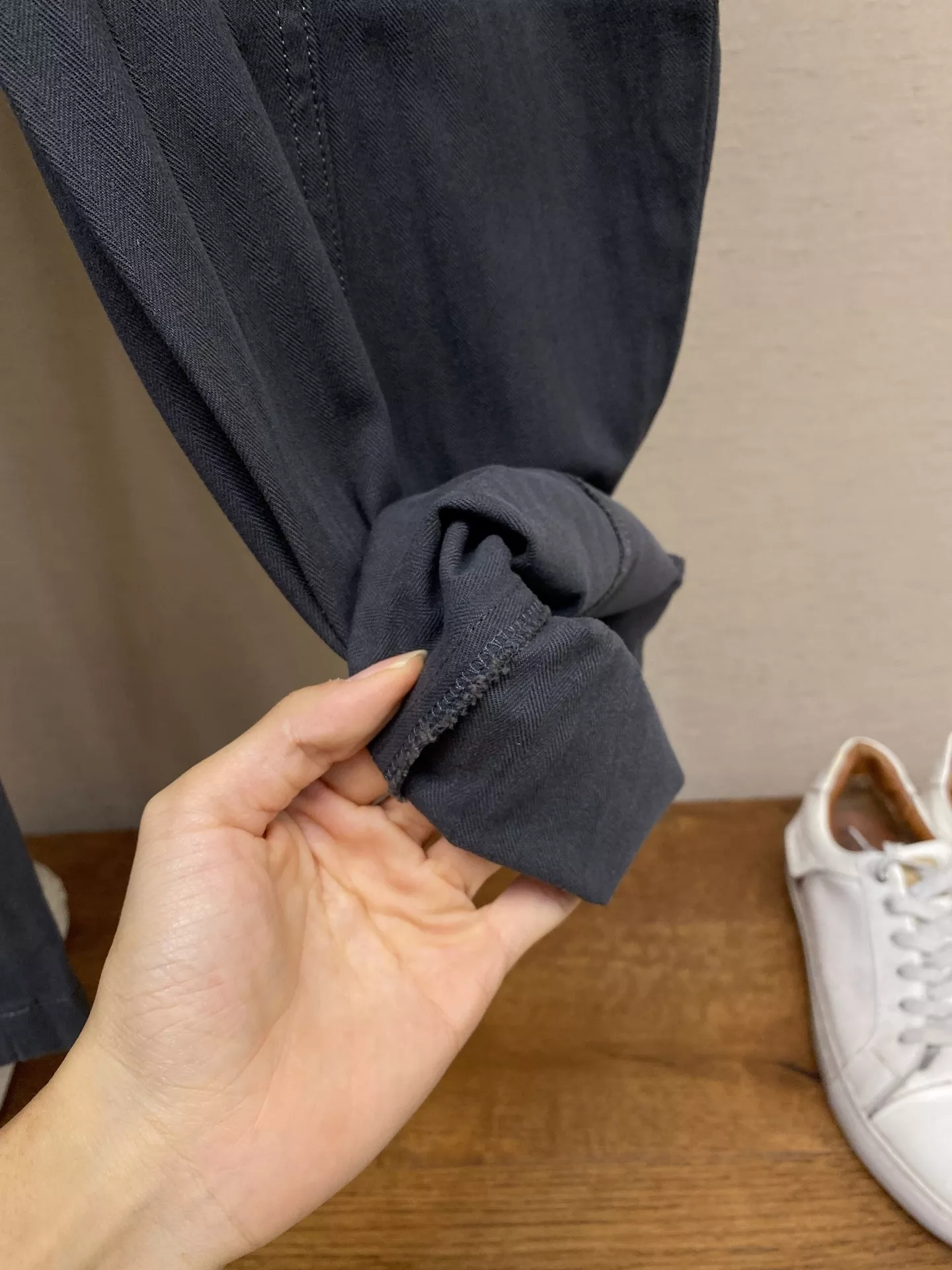 보테가베네타 멀티 포켓 밴딩 카고 팬츠 상세 이미지 7