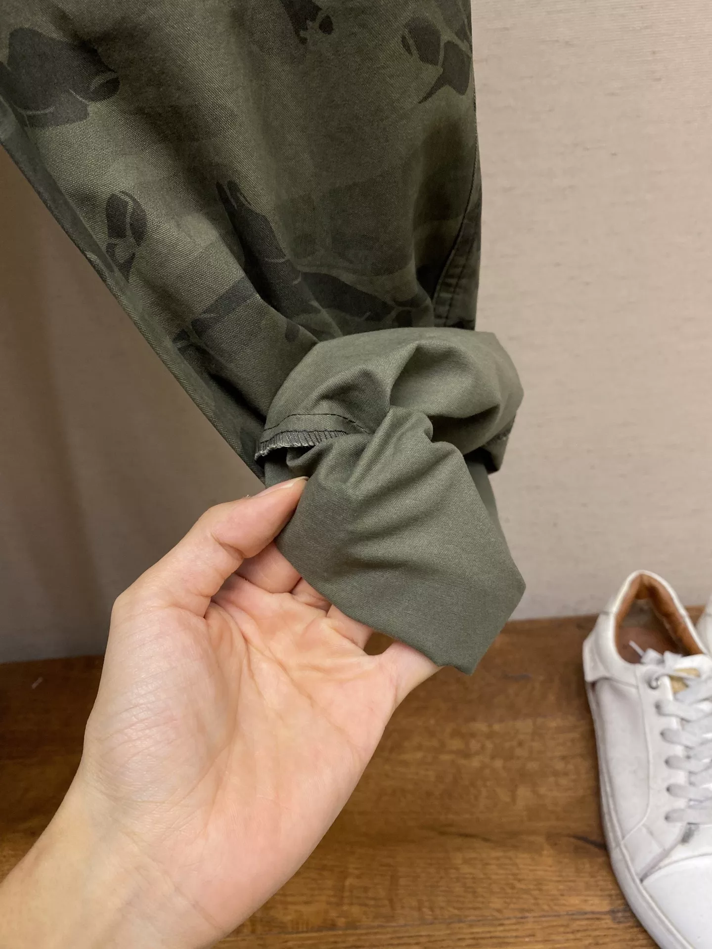 더로우 미채 일자핏 밴딩 팬츠 상세 이미지 6