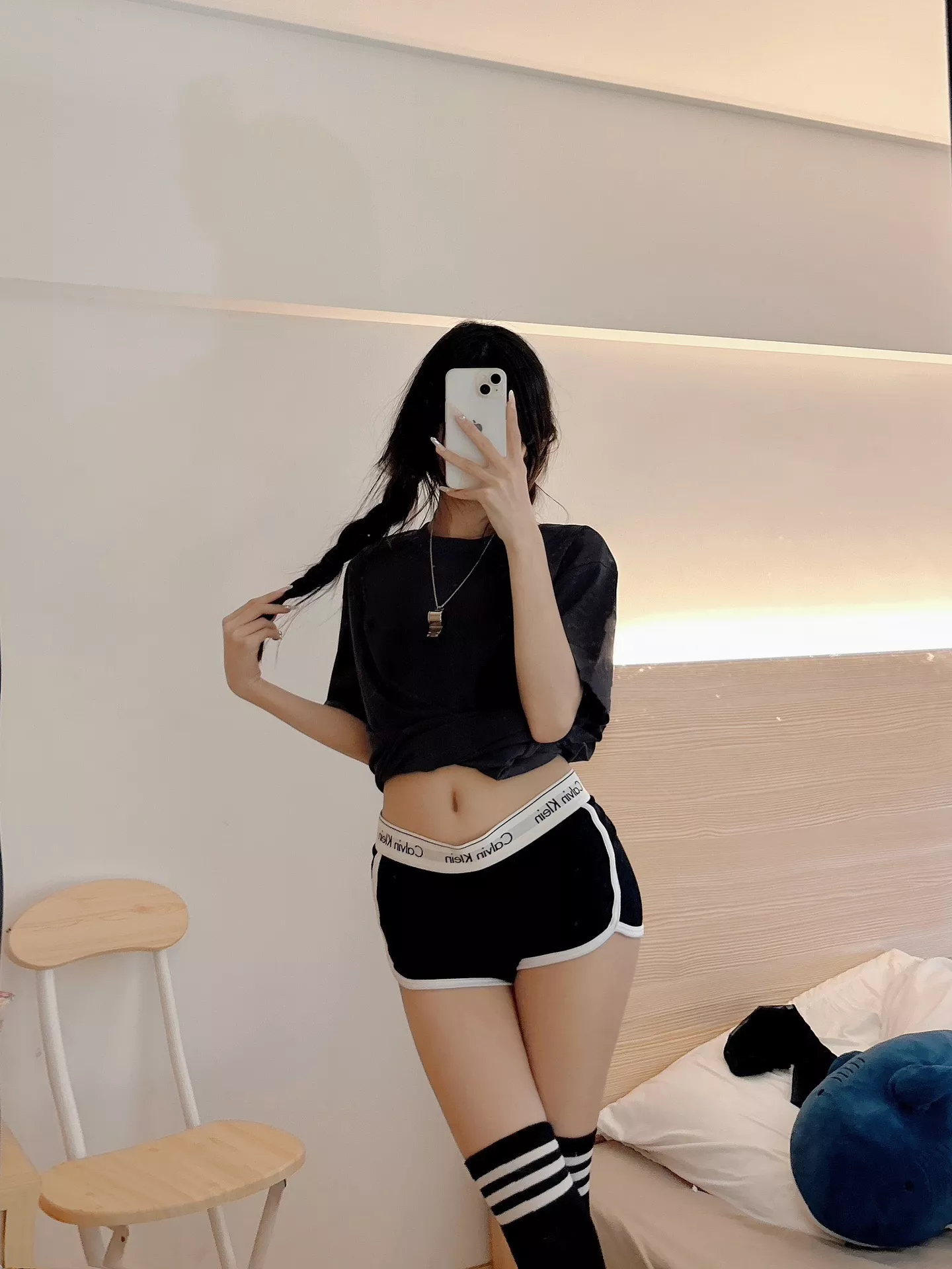 루이비통 클래식 체스트 자수 포인트 반소매 상세 이미지 14