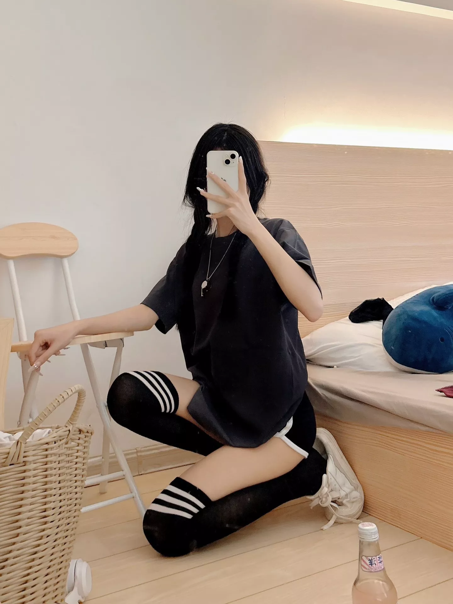 루이비통 클래식 체스트 자수 포인트 반소매 상세 이미지 15