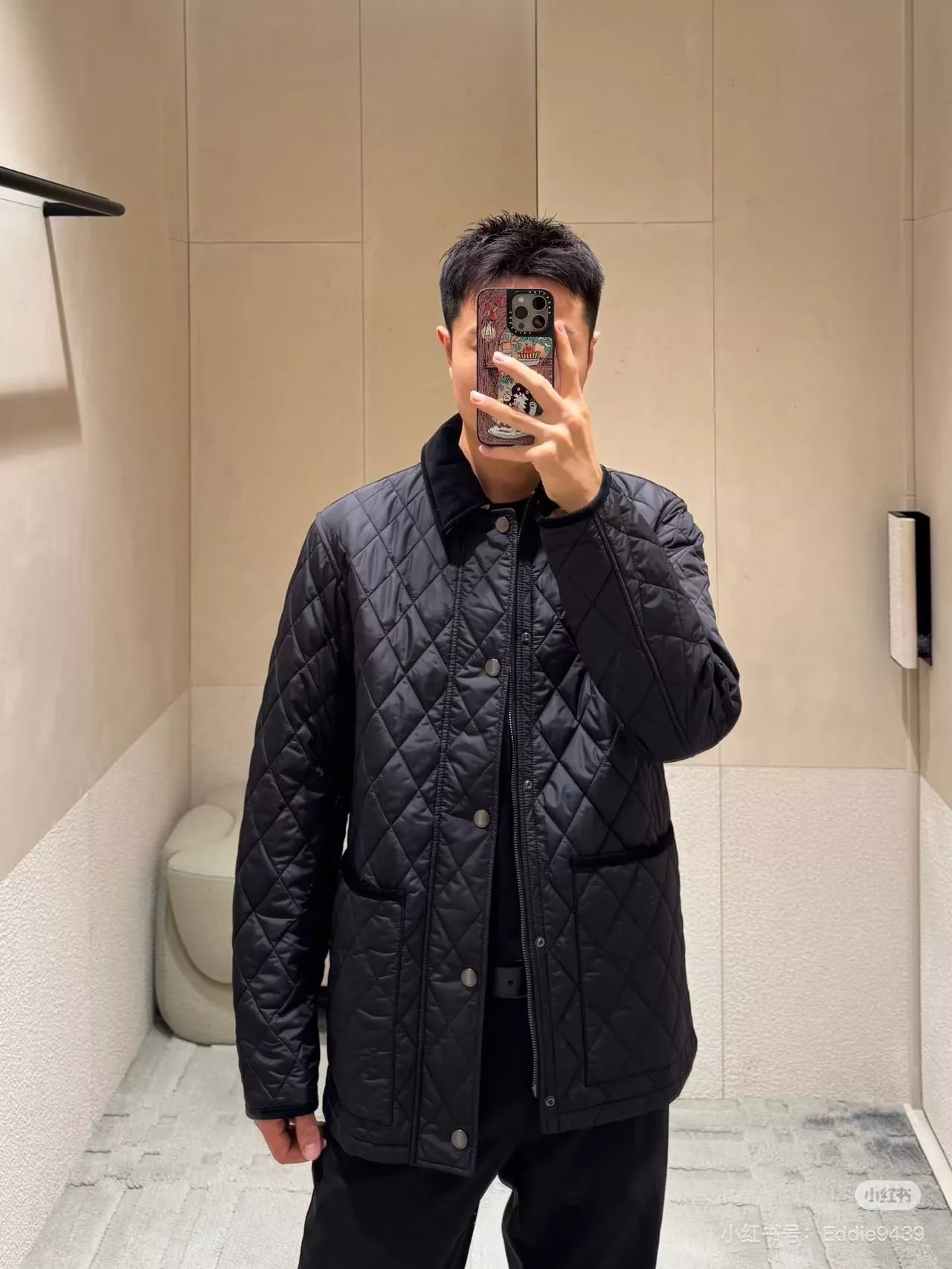 버버리 코듀로이 카라 퀼팅 체크 패딩 재킷 상세 이미지 12