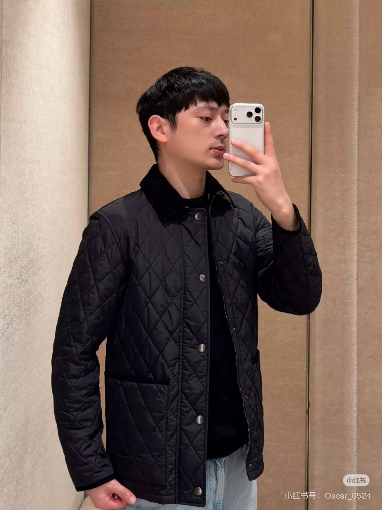 버버리 코듀로이 카라 퀼팅 체크 패딩 재킷 상세 이미지 16