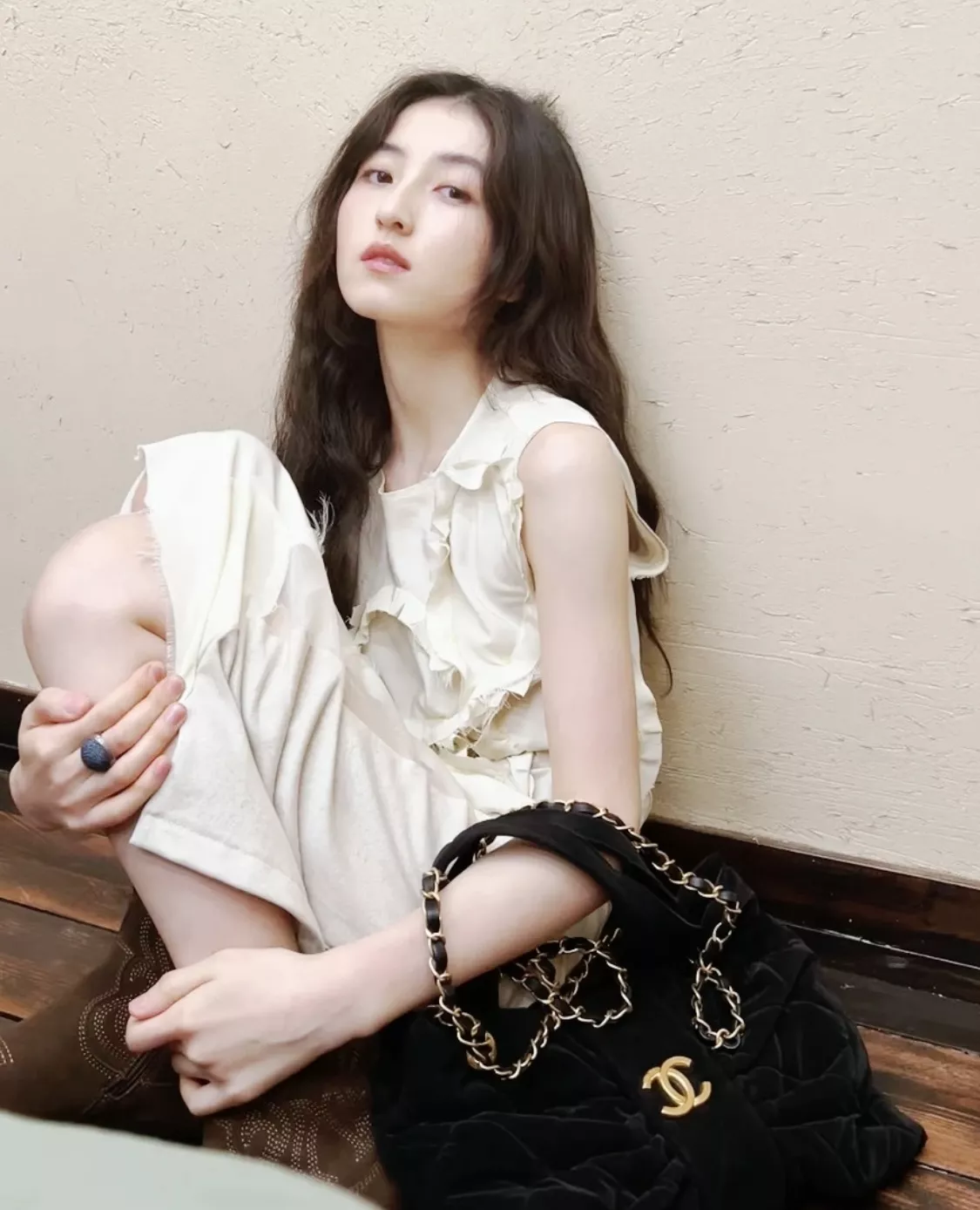 샤넬 벨벳 리본 체인 백 상세 이미지 16