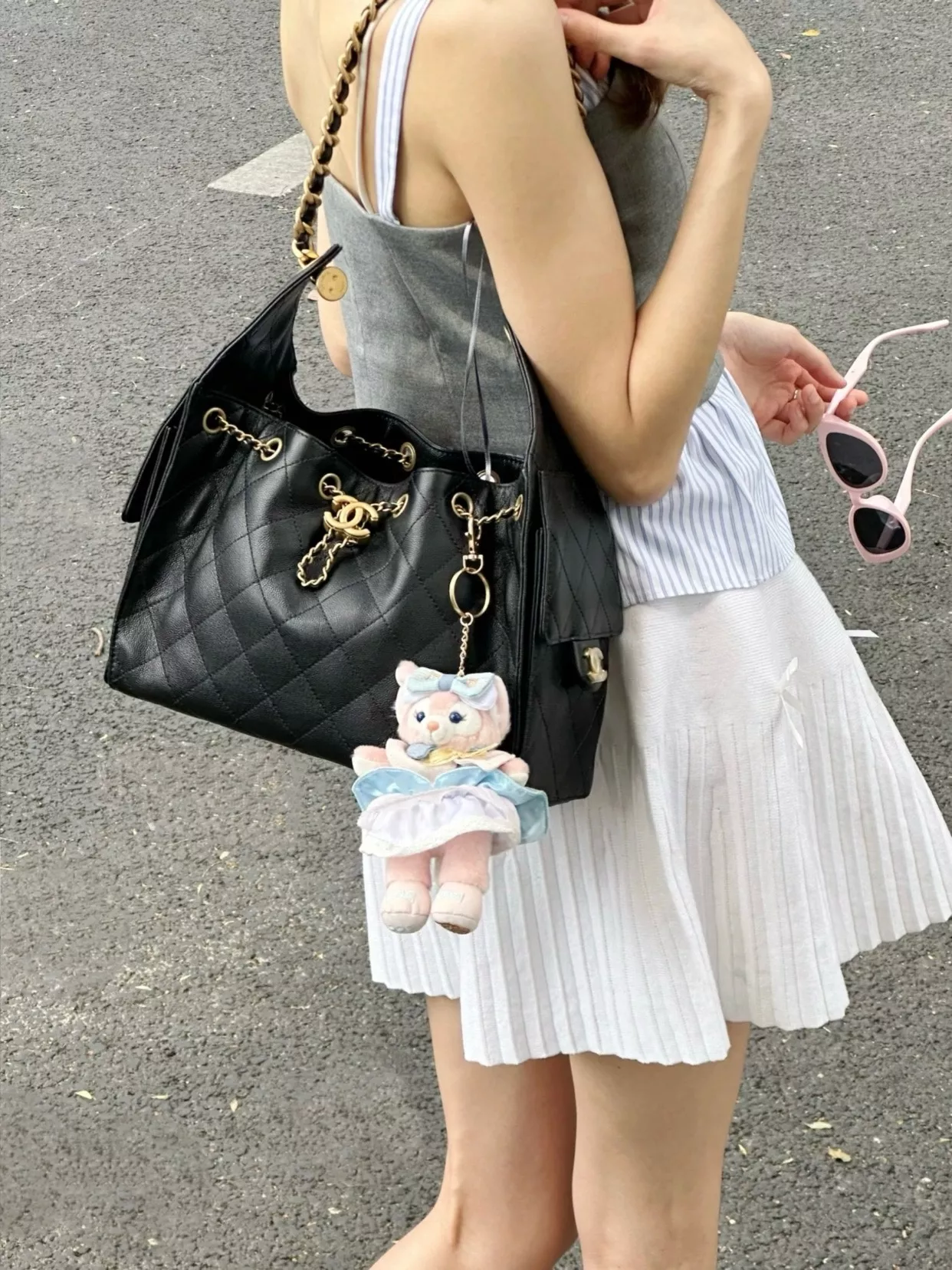 샤넬 퀼팅 체인 드로스트링 호보백 상세 이미지 13
