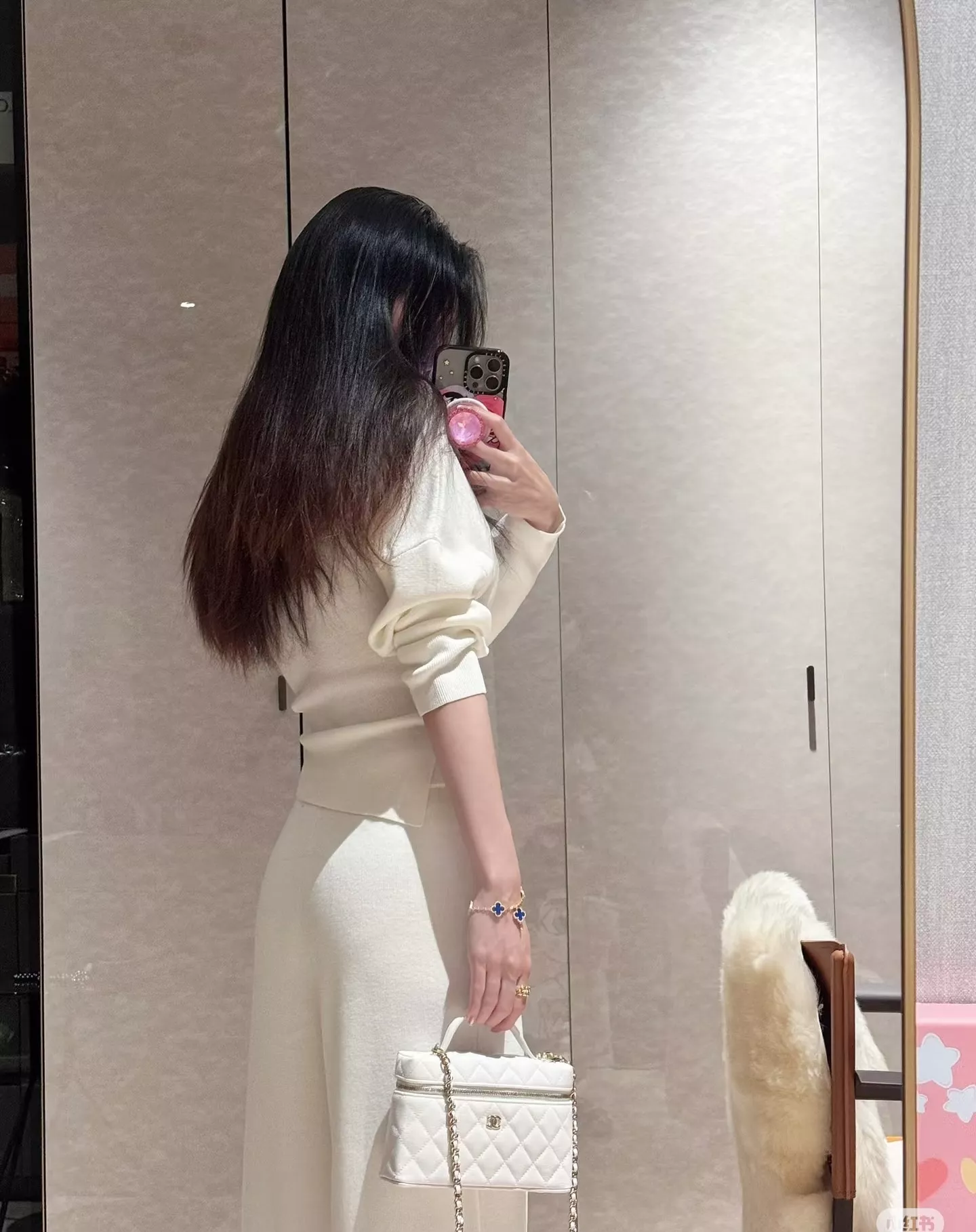 샤넬 체인 핸들 퀼팅 화장가방 상세 이미지 12