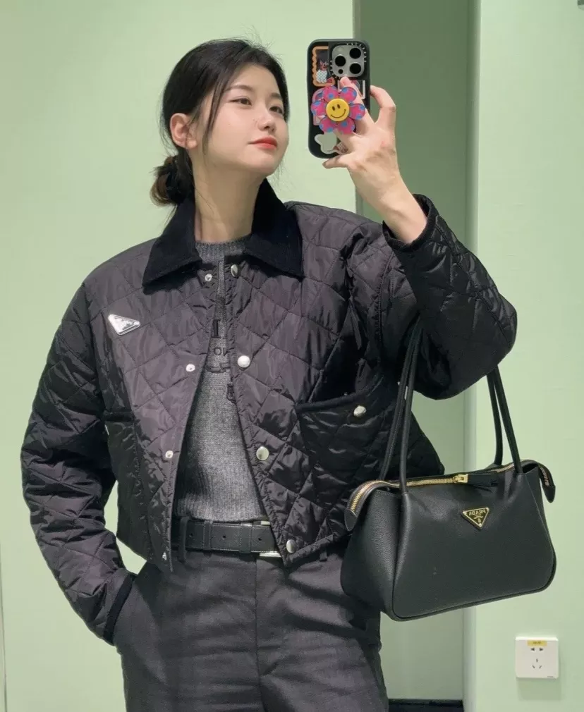 프라다 소프트 카프스킨 숄더 토트백 상세 이미지 13