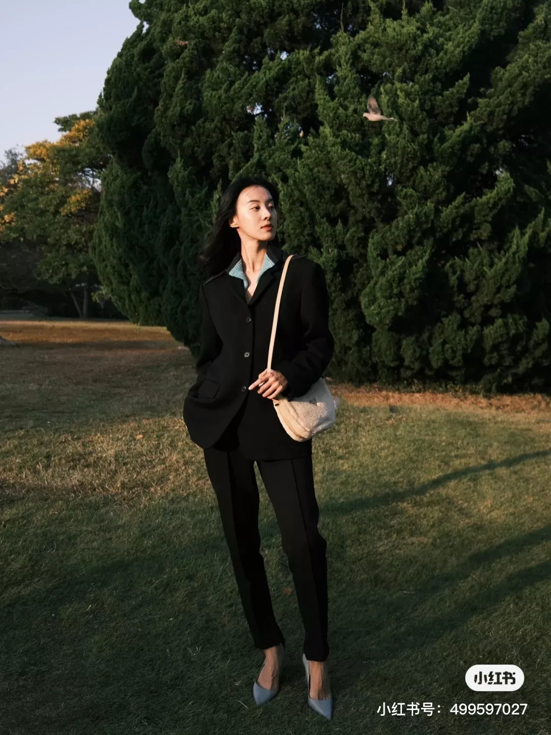 프라다 문 양모 호보 스타일 핸드백 상세 이미지 19