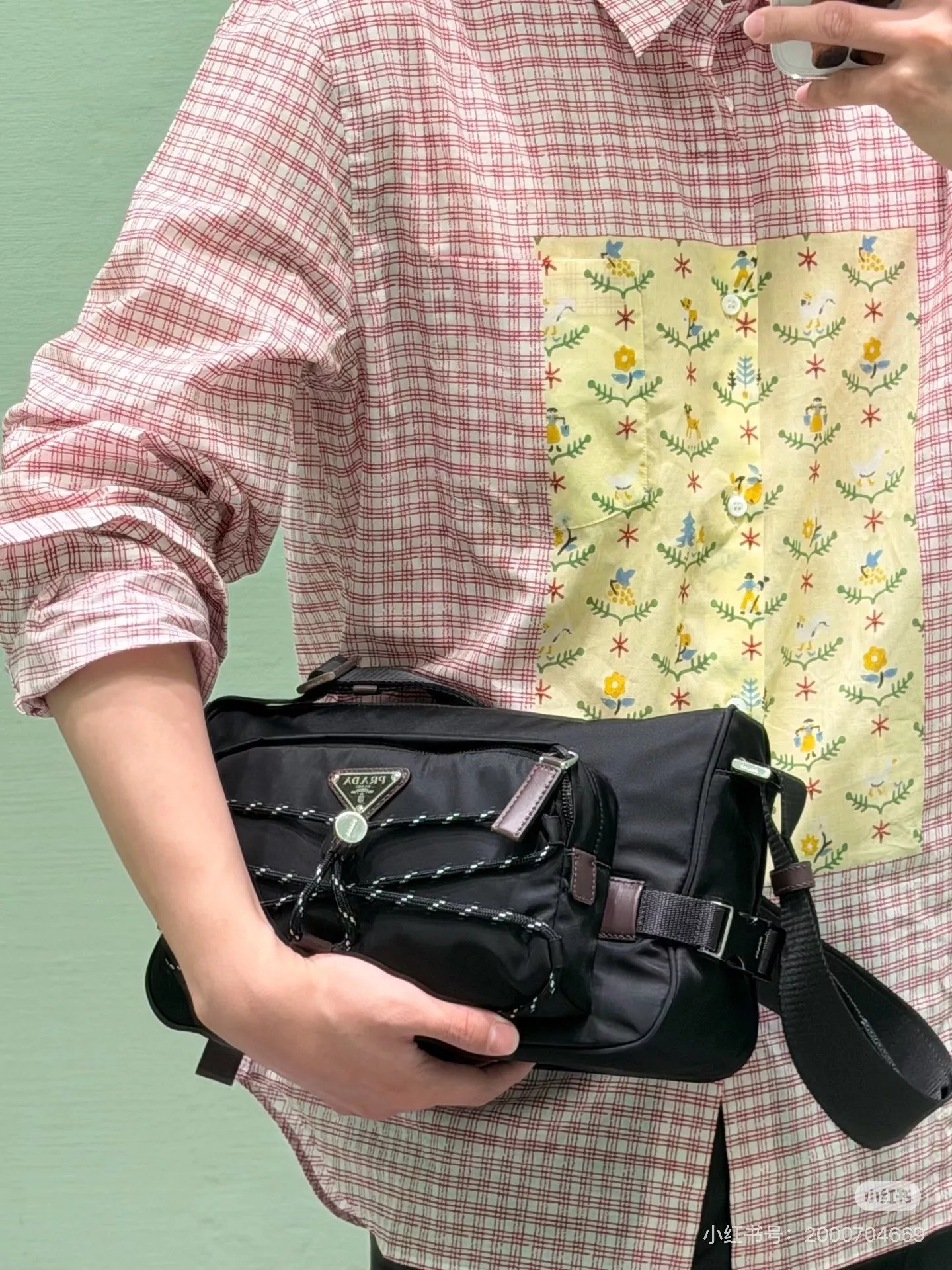 프라다 리나일론 테크 숄더백 상세 이미지 12