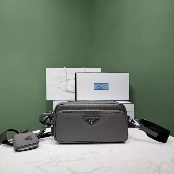 프라다 사피아노 가죽 숄더백