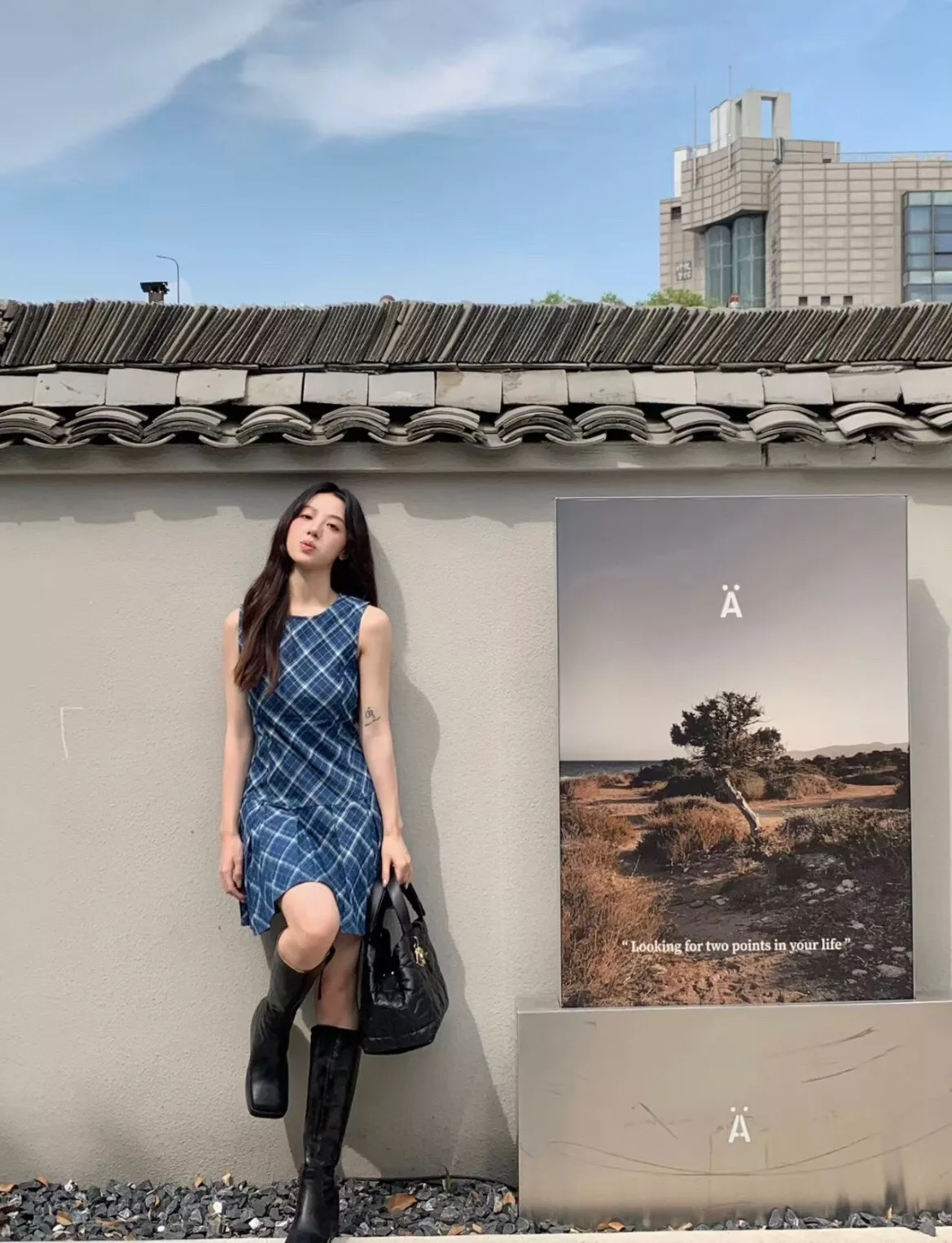디올 뚜주르 퀼팅 가죽 핸드백 상세 이미지 23