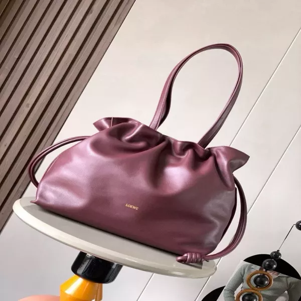 로에베 플라멩코 나파가죽 드로우스트링 백