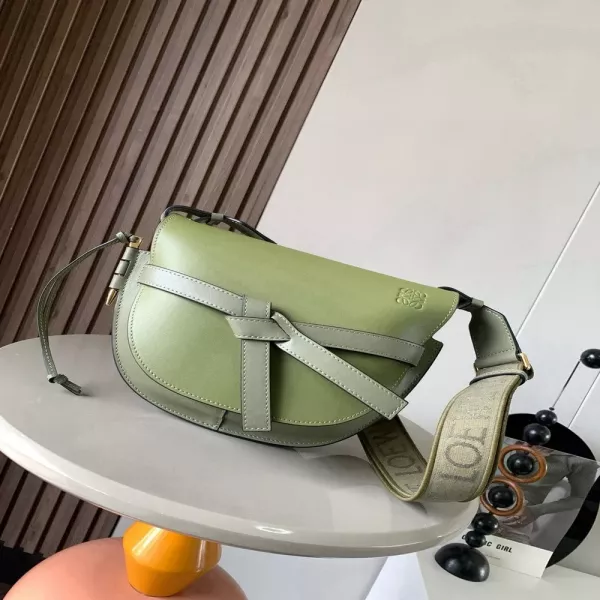로에베 게이트 듀얼 새들백