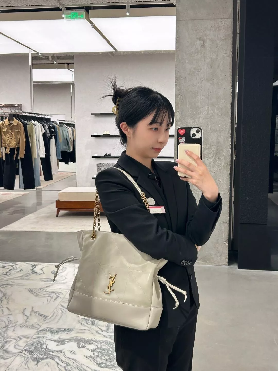 입생로랑 제이미 포숑 복조리 체인 핸드백 상세 이미지 15