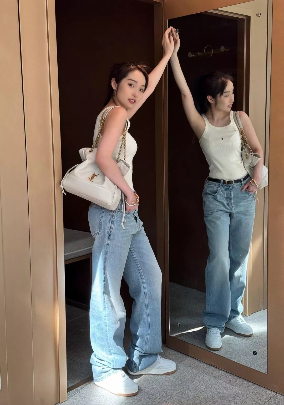 입생로랑 제이미 포숑 복조리 체인 핸드백 상세 이미지 20