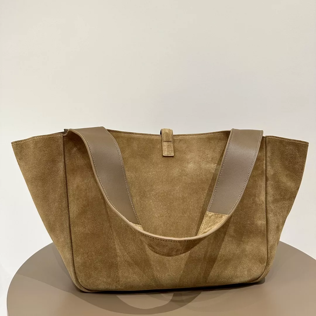 입생로랑 베아 스웨이드 토트백 상세 이미지 3