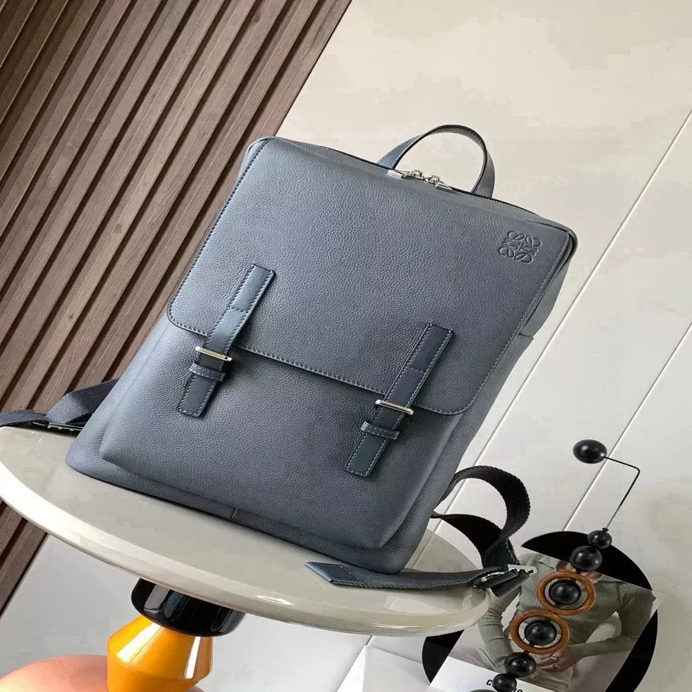 로에베 밀리터리 백팩