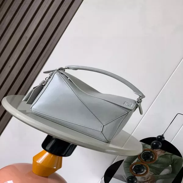 로에베 퍼즐 스몰 나파 가죽 핸드백