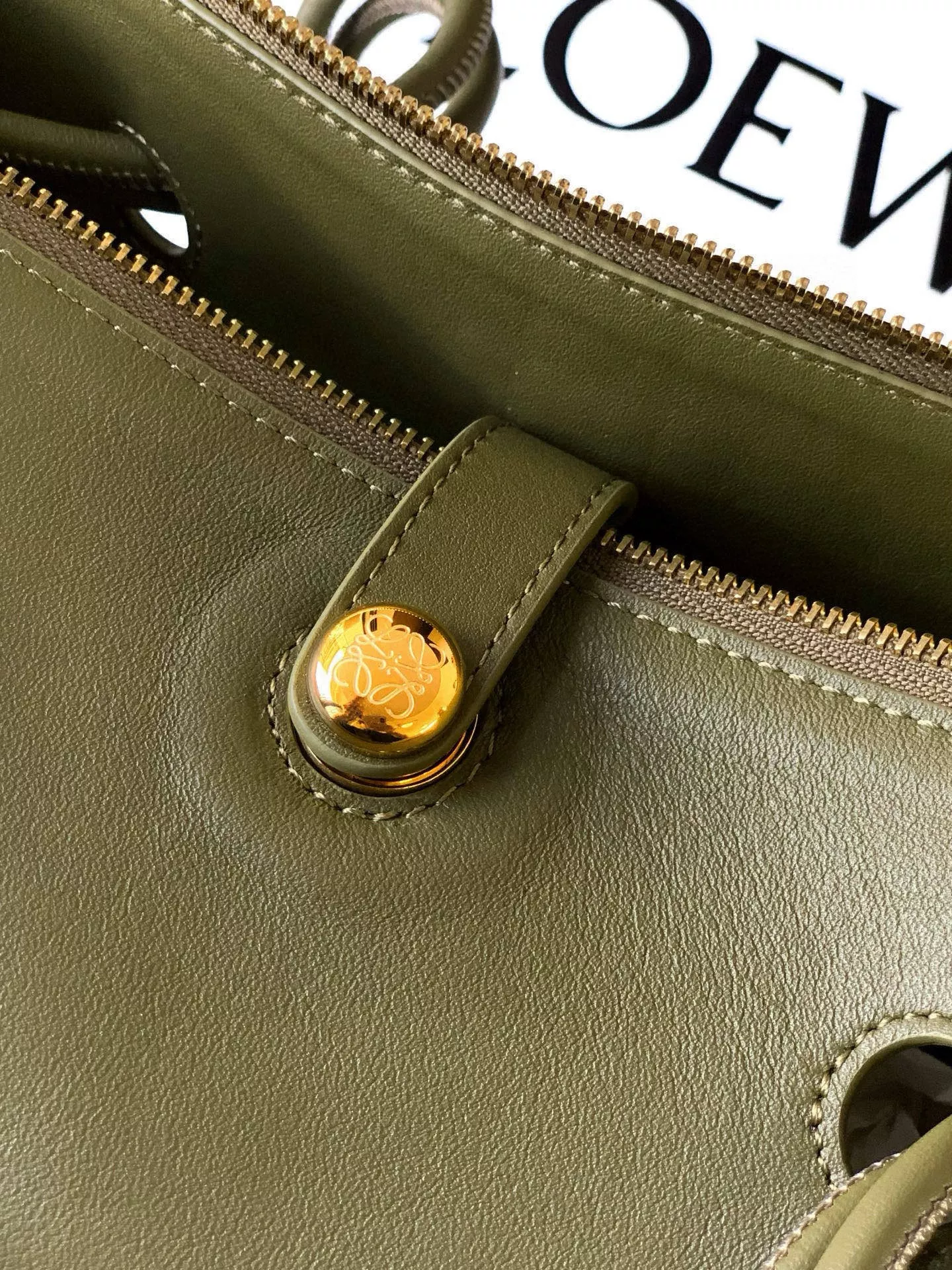 로에베 마드리드 스몰 핸드백 상세 이미지 6