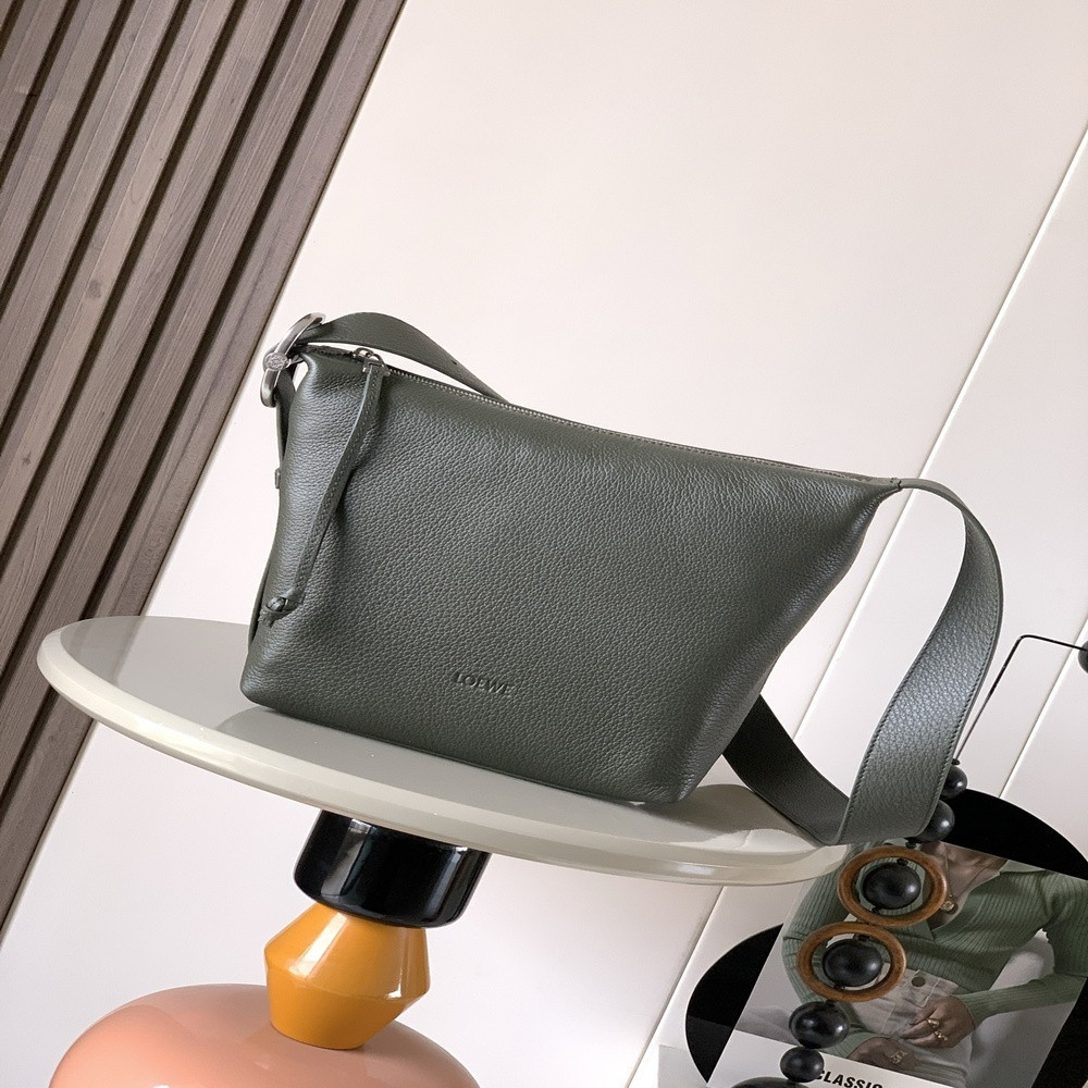 로에베 루프 호보 핸드백