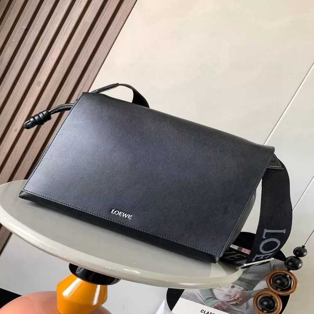 로에베 플라멩코 새첼 백