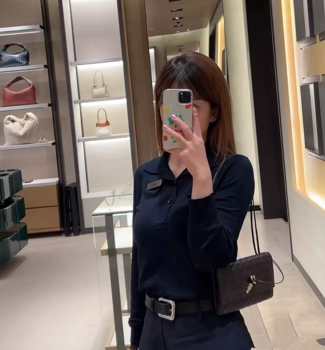 보테가베네타 안디아모 인트레치아토 엔벨로프백 상세 이미지 11